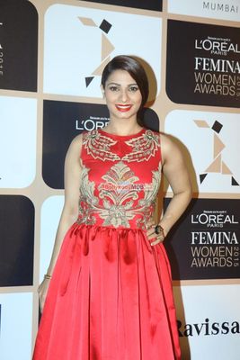 Katrina Kaif, Aishwarya Rai, Sonam Kapoor, Neha Dhupia among Bolly Celebs at L'Oreal Paris Femina Women Awards 2015
