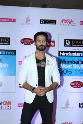 Aishwarya Rai, Deepika Padukone, Sonam Kapoor, Sonakshi Sinha among Bolly Celebs at the Hindustan Times Mumbai's Most Stylish 2015 Awards