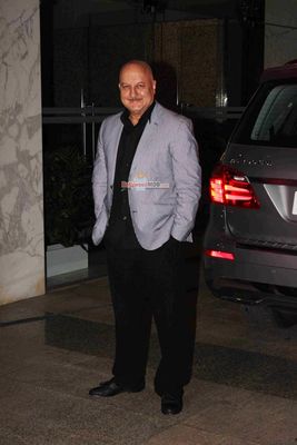 Aamir Khan, Priyanka Chopra, Vidya Balan, Shraddha Kapoor, Varun Dhawan among Bolly Celebs at Kangana Ranaut hosted Party