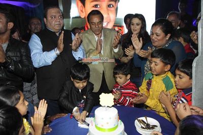 Preity Zinta, Anil Kapoor, Dharmendra at Producer Kishor & Pooja Dingra's Son 7th Birthday Party