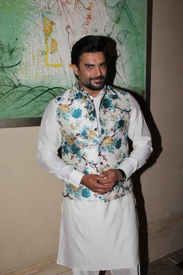 Kangana Ranaut and R. Madhavan Snapped at film 'Tanu Weds Manu Returns' Media Interviews in Mumbai