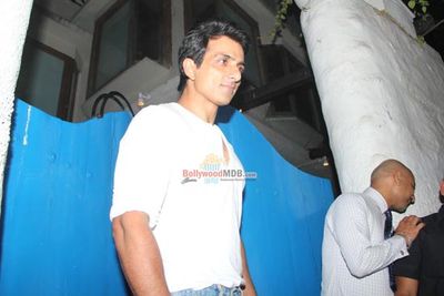 Kangana Ranaut, Ranveer Singh among other Celebs at the Success Bash of 'Piku'