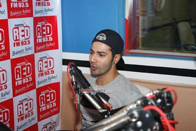 Varun Dhawan and Shraddha Kapoor Promote Film 'ABCD 2' at 93.5 RED FM Studios
