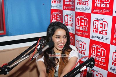 Varun Dhawan and Shraddha Kapoor Promote Film 'ABCD 2' at 93.5 RED FM Studios
