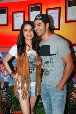 Varun Dhawan and Shraddha Kapoor Promote Film 'ABCD 2' at 93.5 RED FM Studios