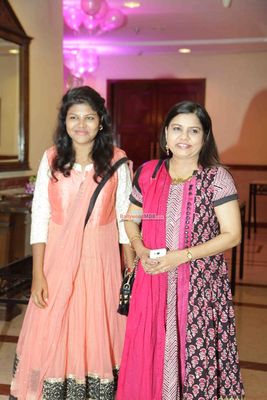 Bolly & Music Industry Celebs at Singer Abhijeet Bhattacharya's Wedding Anniversary