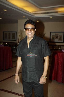 Bolly & Music Industry Celebs at Singer Abhijeet Bhattacharya's Wedding Anniversary