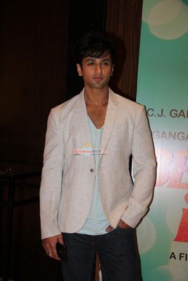 Nishant Malkani and Sneha Ullal at the Trailer & Music Launch Of Film 'Bezubaan Ishq'
