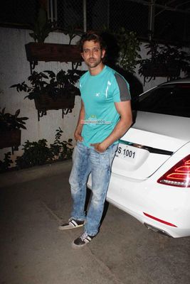 Hrithik Roshan Snapped at Screening of film 'Welcome 2 Karachi' in Mumbai