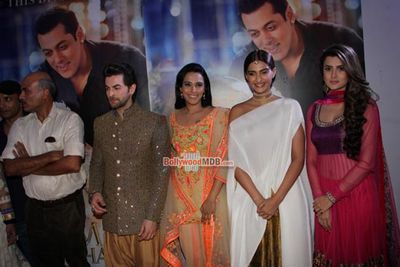 'Prem Ratan Dhan Payo' star cast at film's get together