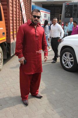 'Prem Ratan Dhan Payo' Star Cast at Media Interactions at Mehboob Studios in Mumbai