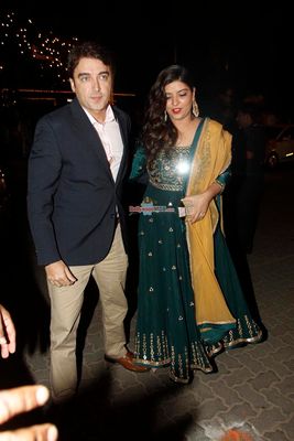Top Bollywood Celebs at Amitabh Bachchan hosted Diwali 2015 Party