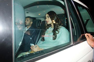 Top Bollywood Celebs at Amitabh Bachchan hosted Diwali 2015 Party