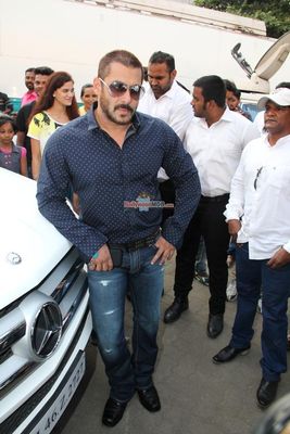Salman Khan, Sonam Kapoor & Sooraj Barjatya at PRDP Press Conference