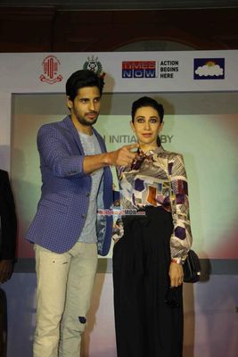 Siddharth Malhotra and Karisma Kapoor at panel discussion of World Diabetes Day