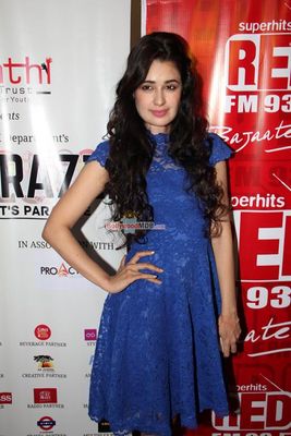 Divya Kumar Khosla & Yuvika Chaudhary at Paparazzi Festival