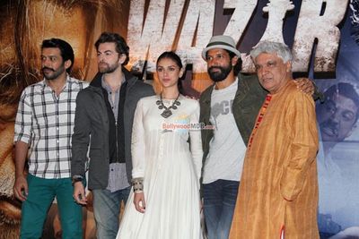 Farhan Akhtar, Neil Nitin Mukesh, Aditi Rao Hydari at film 'Wazir' Trailer Launch