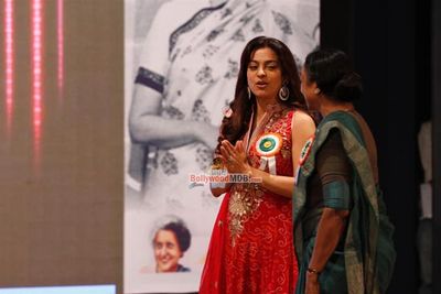 Juhi Chawla and Nawazuddin Siddiqui received the Indira Gandhi Memorial Award