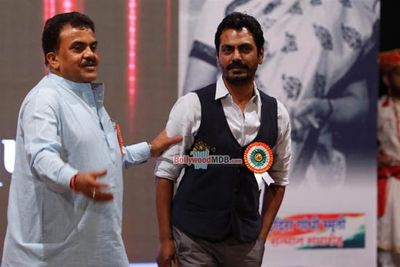 Juhi Chawla and Nawazuddin Siddiqui received the Indira Gandhi Memorial Award