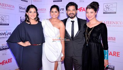 Varun Dhawan, Vidya Balan and Riteish Deshmukh along with Top Marathi Cinema Celebs at Ajeenkya DY Patil University Marathi Filmfare Awards 2014