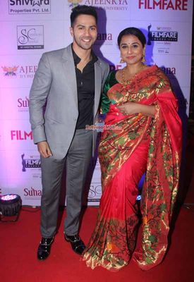 Varun Dhawan, Vidya Balan and Riteish Deshmukh along with Top Marathi Cinema Celebs at Ajeenkya DY Patil University Marathi Filmfare Awards 2014