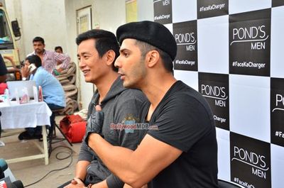 Varun Dhawan and Baichung Bhutia shoot Ponds Men ad