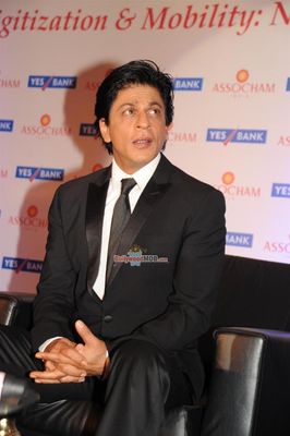 Shah Rukh Khan at the launch of the ASSOCHAM Coffee Table Book
