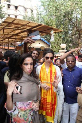 Deepika Padukone visits Siddhivinayak temple to seek blessings for her upcoming film 'Tamasha'