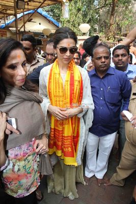 Deepika Padukone visits Siddhivinayak temple to seek blessings for her upcoming film 'Tamasha'