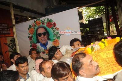 Bollywood Celebs at Legendary Music Director Ravindra Jain's Funeral