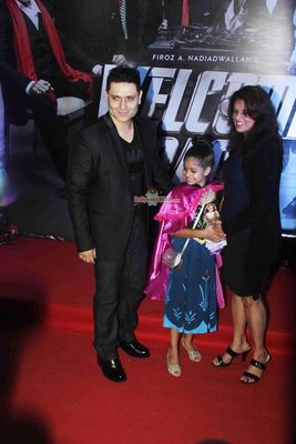 Anil Kapoor, Sonam Kapoor, Nana Patekar Among Bolly Celebs At Film 'Welcome back' premier
