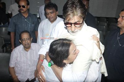 Amitabh Bachchan, Anil Kapoor and other Music Industry Celebs at Funeral of Aadesh Shrivastava