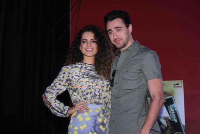 Imran Khan and Kangana Ranaut Promote film 'Katti Batti' at Sophia College