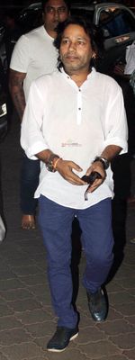 Amitabh Bachchan, Aishwarya Rai, Madhuri Dixit among other Celebs at Late Music Director Aadesh Shrivastava Fourth Day Prayer