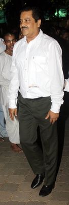 Amitabh Bachchan, Aishwarya Rai, Madhuri Dixit among other Celebs at Late Music Director Aadesh Shrivastava Fourth Day Prayer