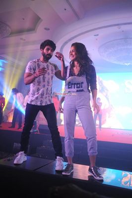 Alia Bhatt and Shahid Kapoor at film 'Shaandaar' song launch