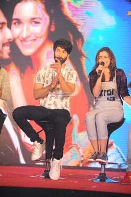 Alia Bhatt and Shahid Kapoor at film 'Shaandaar' song launch