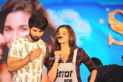 Alia Bhatt and Shahid Kapoor at film 'Shaandaar' song launch