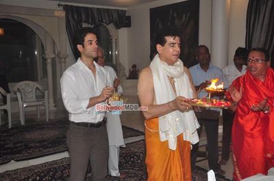 Jackie Shroff and Jeetendra celebrate Ganesh Festival 2015