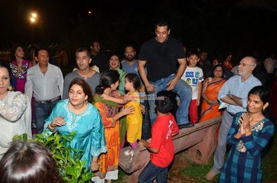 Salman Khan with his family at their Ganpati Visarjan