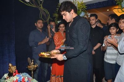 Bollywood Celebs snapped celebrating Ganesh Festival 2015