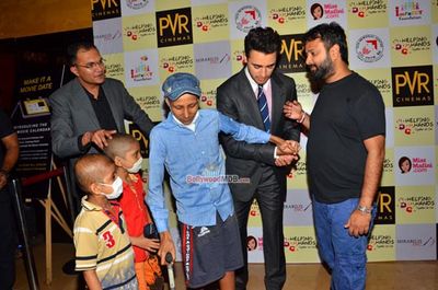 Imran Khan with his family at special screening of 'Katti Batti' for kids from Helping Hands Foundation