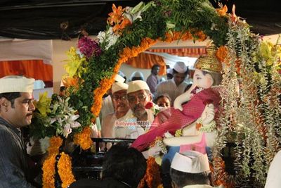 Nana Patekar with son Malhar Patekar at their residence Ganpati Visarjan