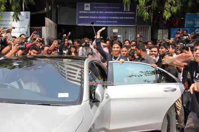 Aishwarya Rai Bachchan at Mithibai College for the Promotion of 'Jazbaa'