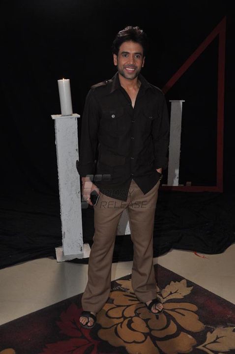 Handsome hunk John Abraham promoted his forthcoming film 'Shootout  At Wadala'