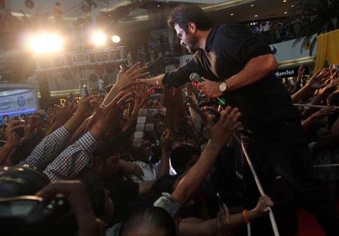 John Abraham, Anil Kapoor, Tusshar Kapoor at film SHOOTOUT AT WADALA Fight Club event at Infiniti Mall in Malad