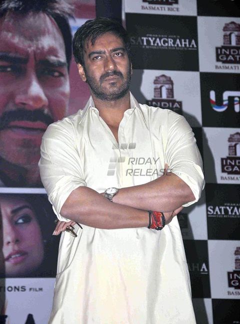 Ajay Devgan, Amrita Rao, Arjun Rampal at film 'SATYAGRAHA' press meet