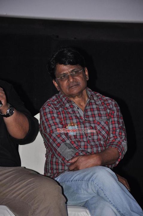 Sarika, Farooq Sheikh, Raghubir Yadav, director Sanjay Tripathy at film 'Club 60' press meet