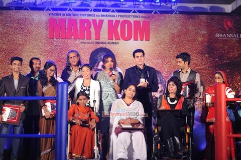 Priyanka Chopra with world champion boxer Mary Kom at the music event of film 'Mary Kom'