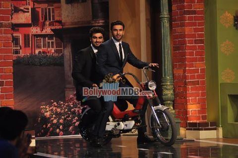 Priyanka Chopra, Ranveer Singh, Arjun Kapoor promote 'GUNDAY' on 'COMEDY NIGHTS WITH KAPIL' sets